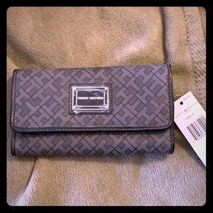 Tommy Hilfiger Wallet